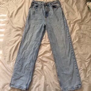 Abercrombie & Fitch The Ankle Straight Ultra High Rise Size 6 Light Wash